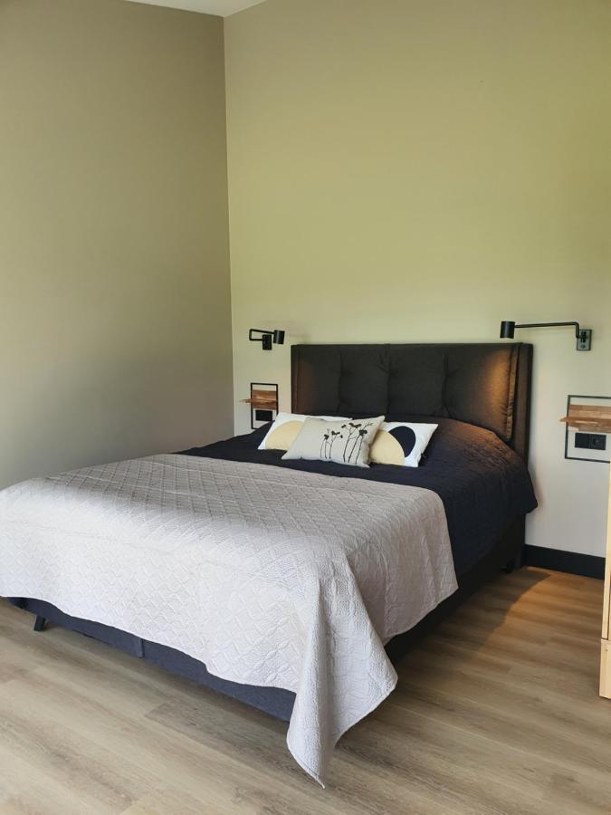 Hippe Schuur Bed and Breakfast Tytsjerk Εξωτερικό φωτογραφία